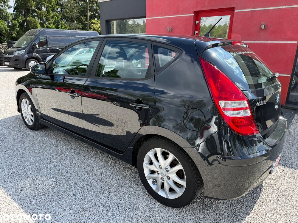 Hyundai i30 1.4 Classic - 3