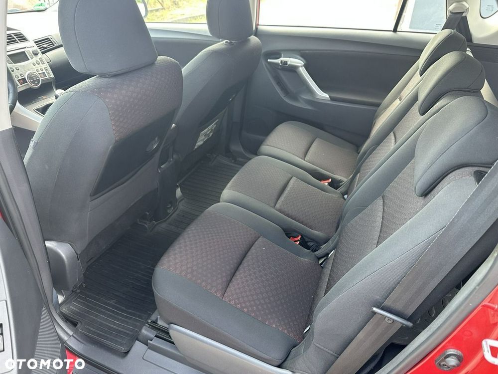 Toyota Verso 2011