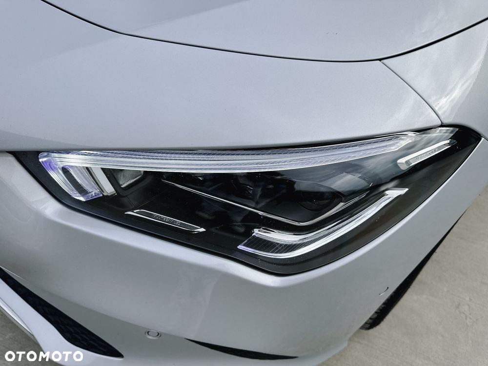 Mercedes-Benz CLA - 4