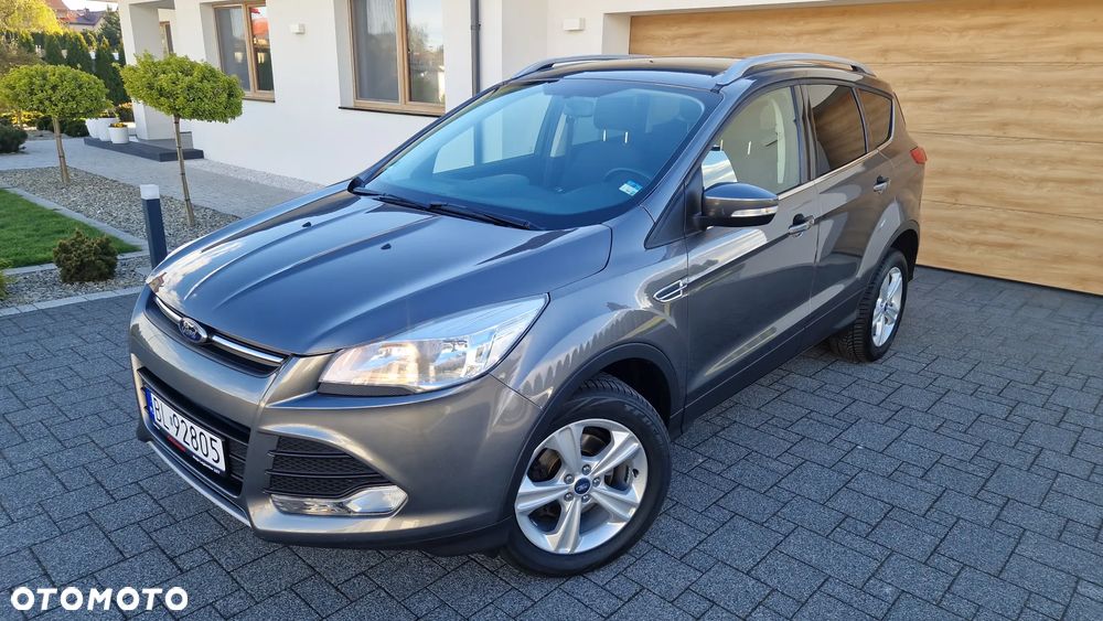 Ford Kuga 1.6 EcoBoost 2x4 Titanium - 17