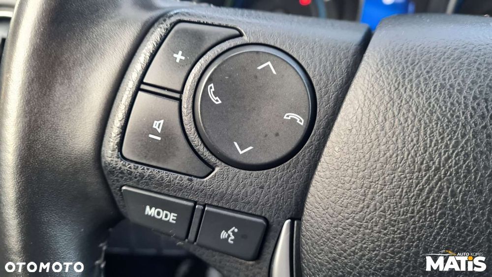 Toyota Auris - 33