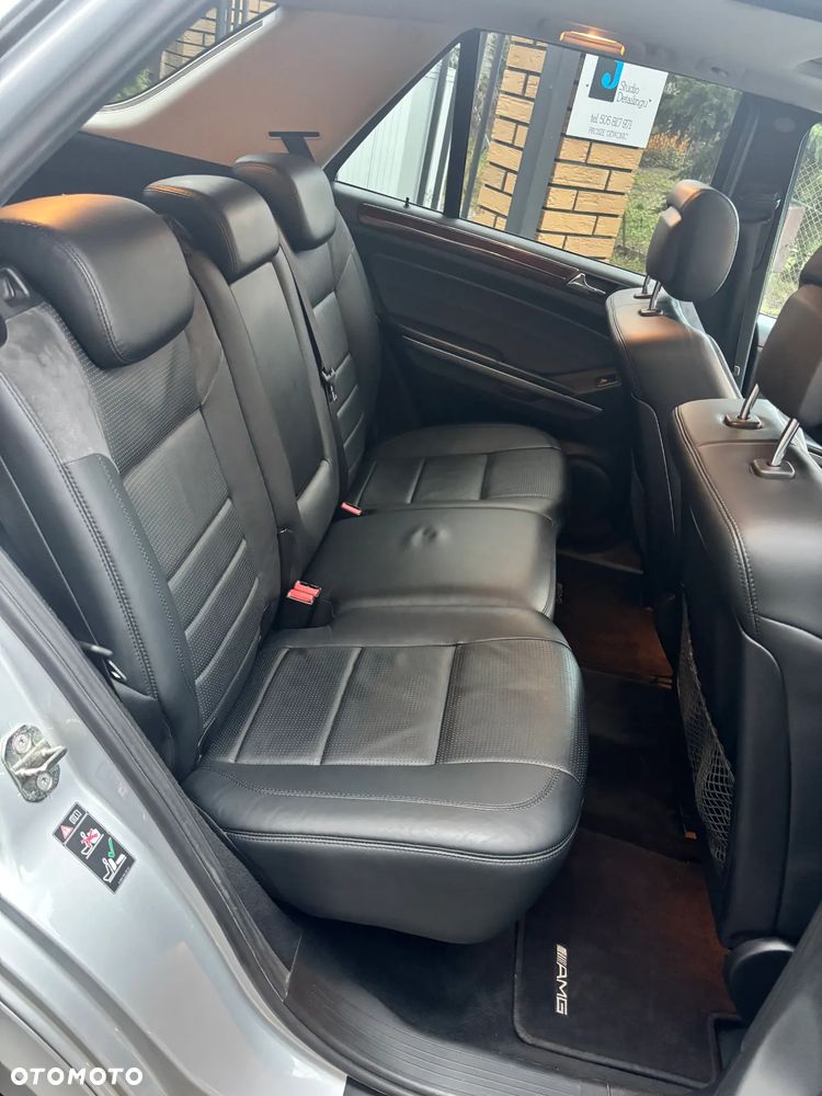 Mercedes-Benz ML 63 AMG 4-Matic - 25