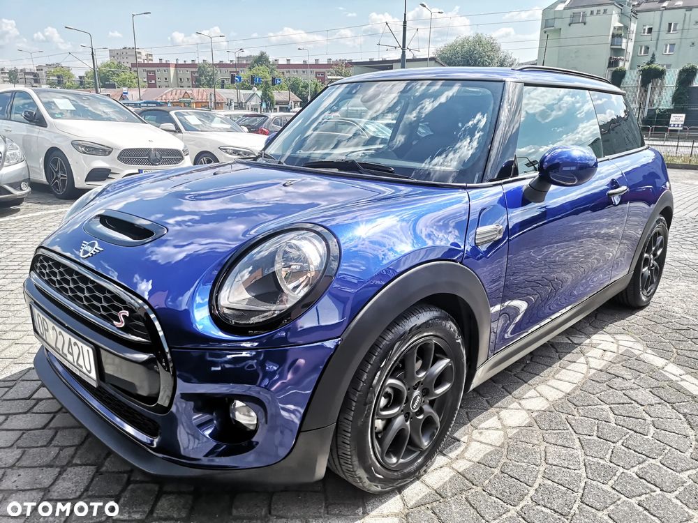 MINI Cooper Standard - 1