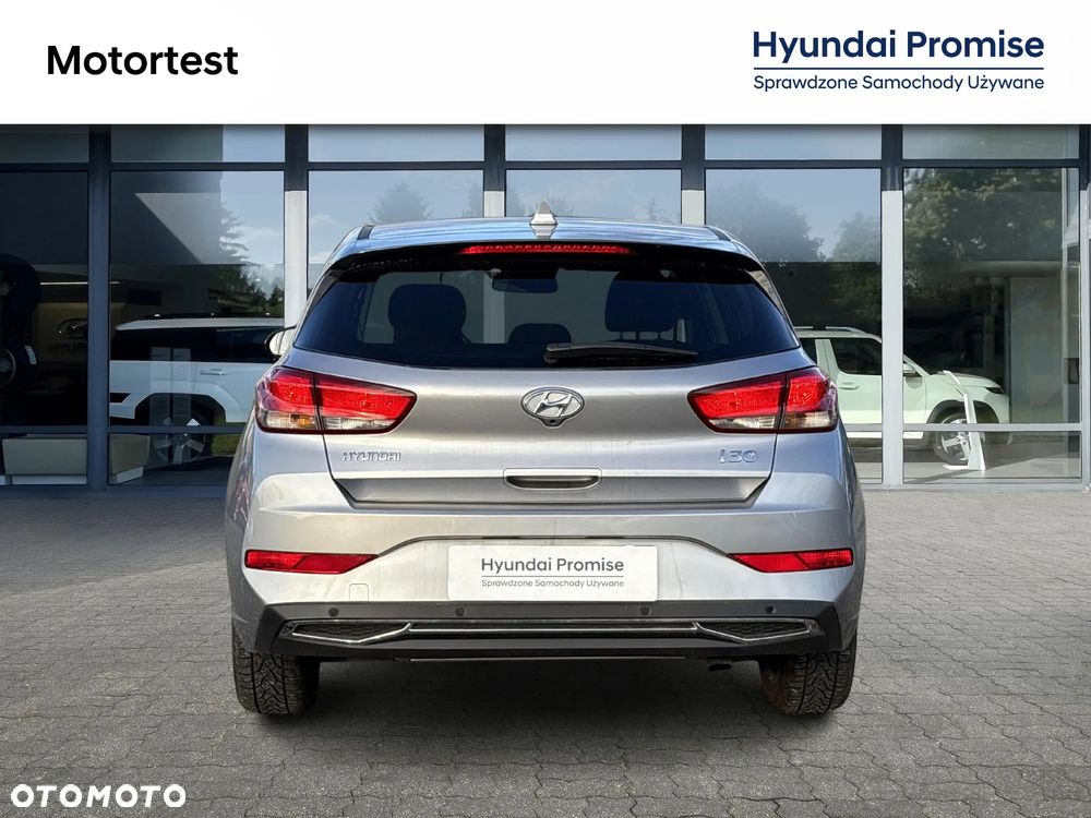 Hyundai i30 1.5 T-GDI 48V Smart - 4