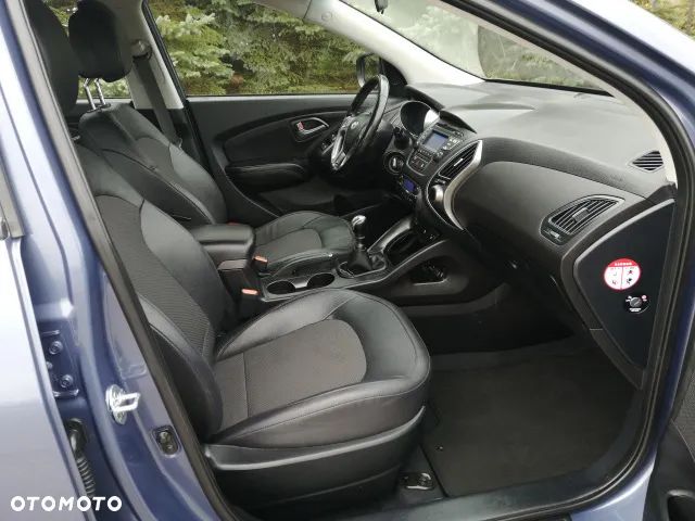 Hyundai ix35 2.0 CRDi 4WD 5 Star Edition - 8