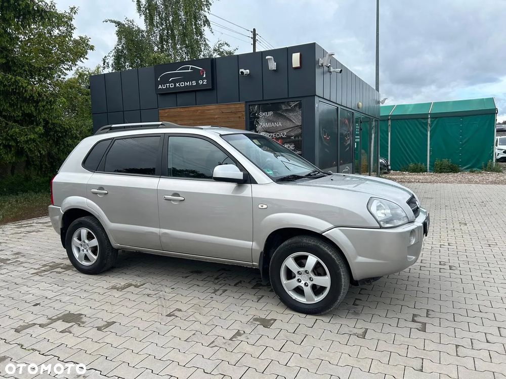 Hyundai Tucson - 2