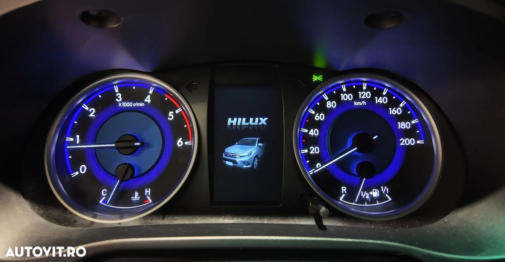 Toyota Hilux 2.4D 150CP 4x4 Double Cab AT Style - 26