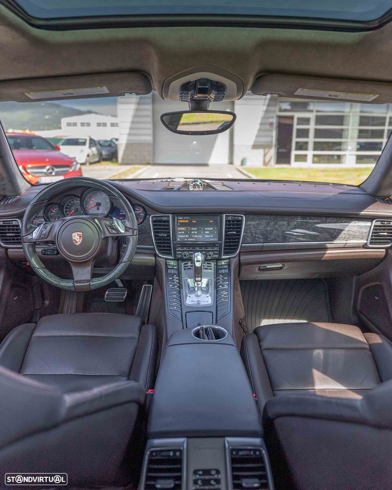 Porsche Panamera 4S PDK - 22