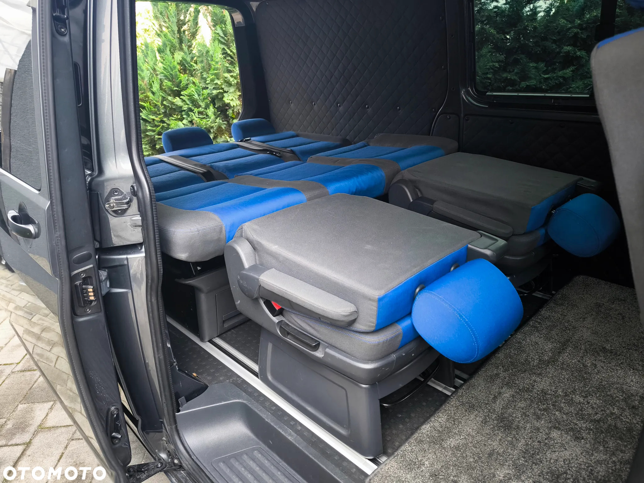 Volkswagen Transporter - 22