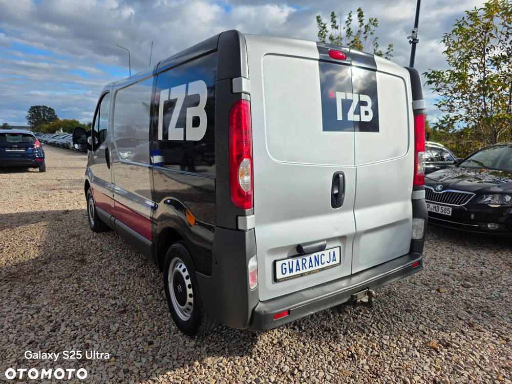 Opel Vivaro - 14