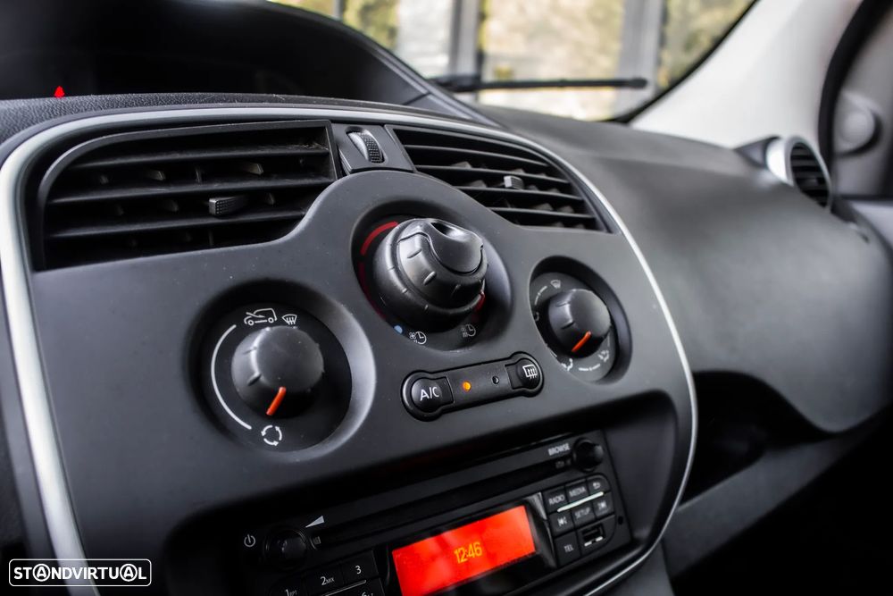 Renault Kangoo E-Tech Confort - 23