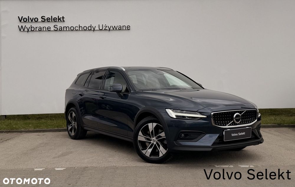 Volvo V60 Cross Country - 5
