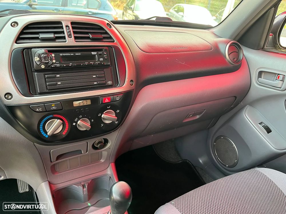 Toyota RAV4 2.0 Pack 1 - 19
