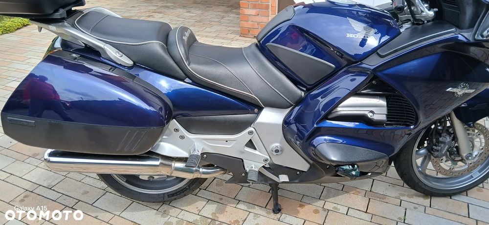 Honda ST - 6