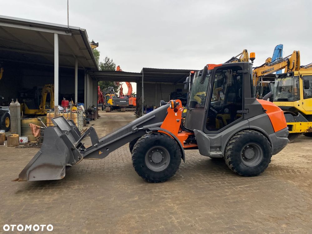 Hitachi ZW95, 2020 ROK, 2700 MTH, ŁYŻKA + WIDŁY, z NIEMIEC, PIĘKNY STAN - 3