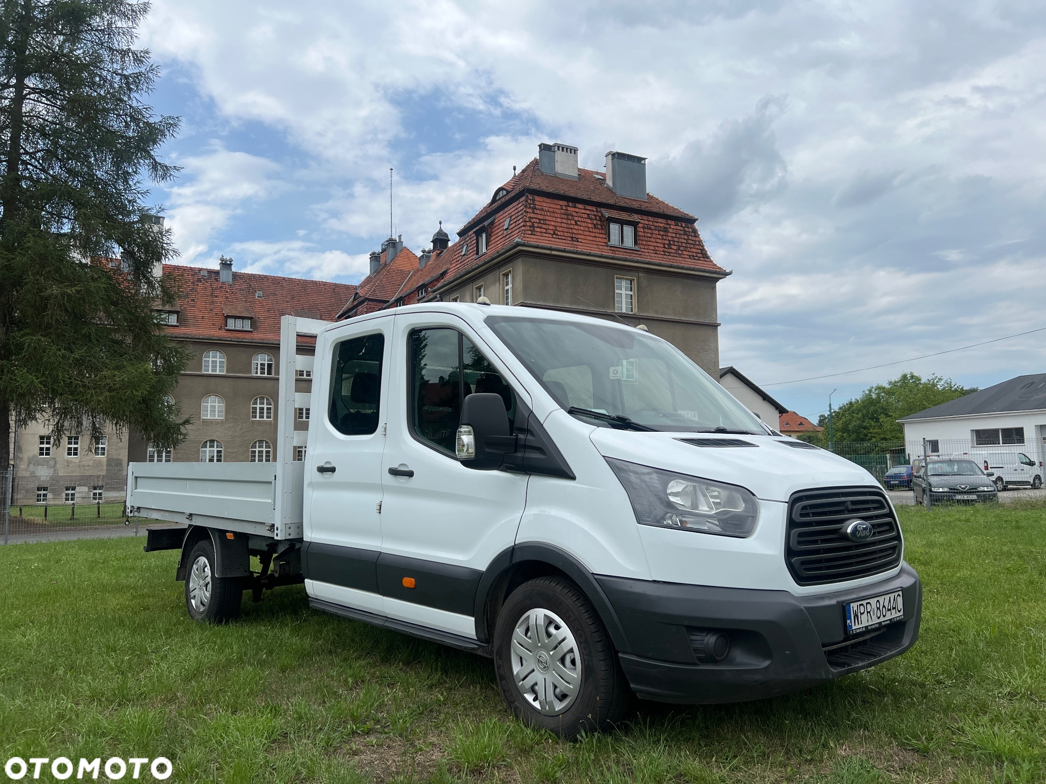 Ford TRANSIT DOKA 7-osobowy - 2