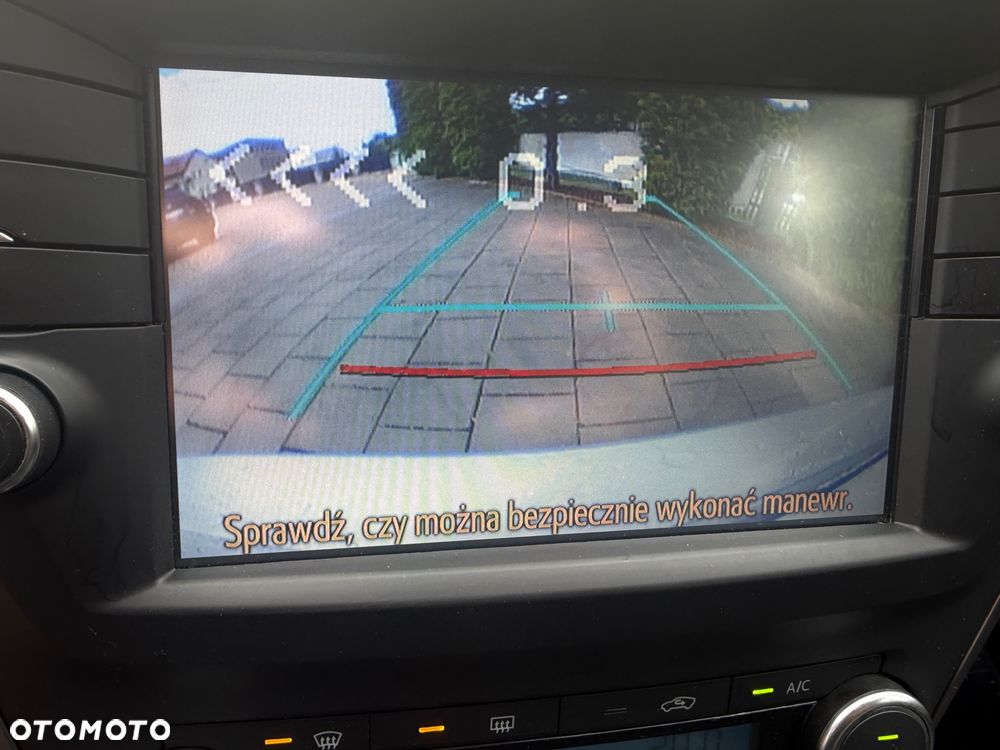 Toyota Avensis 2.0 Selection MS - 8