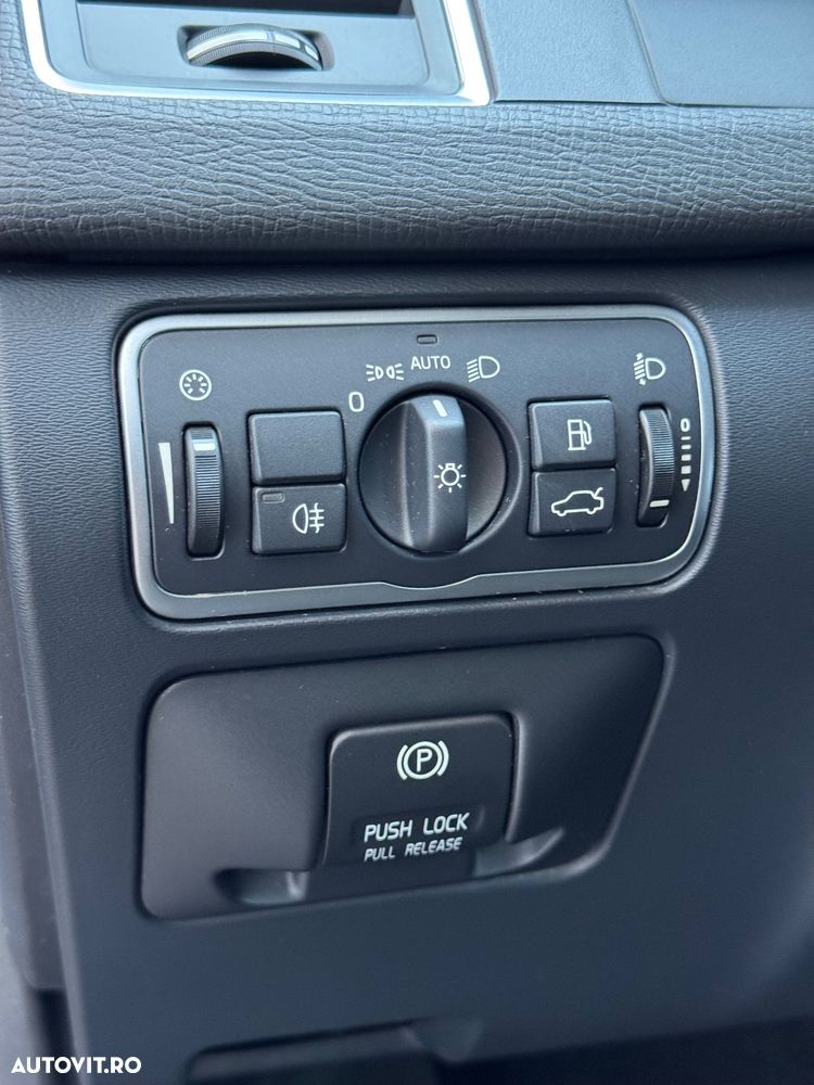Volvo XC 60 - 19
