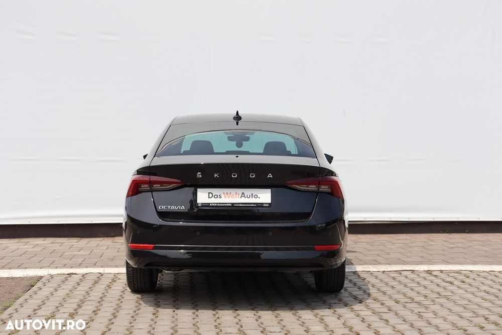 Skoda Octavia 2.0 TDI DSG Style - 5