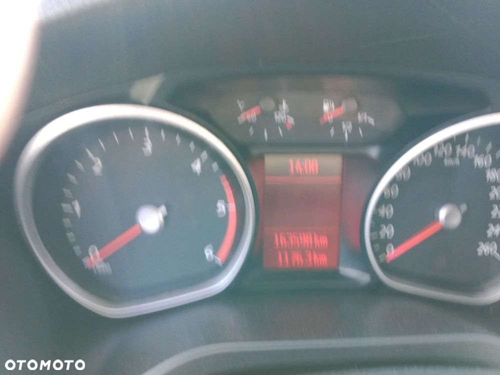 Ford Galaxy - 15