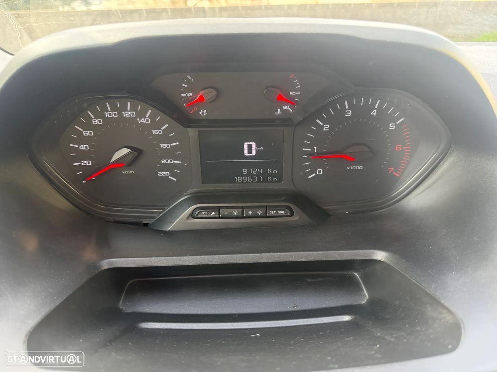 Peugeot Partner - 15