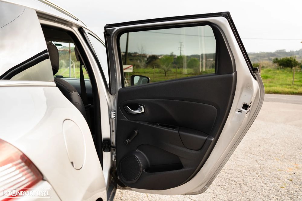 Renault Clio Sport Tourer 1.5 dCi Limited - 16