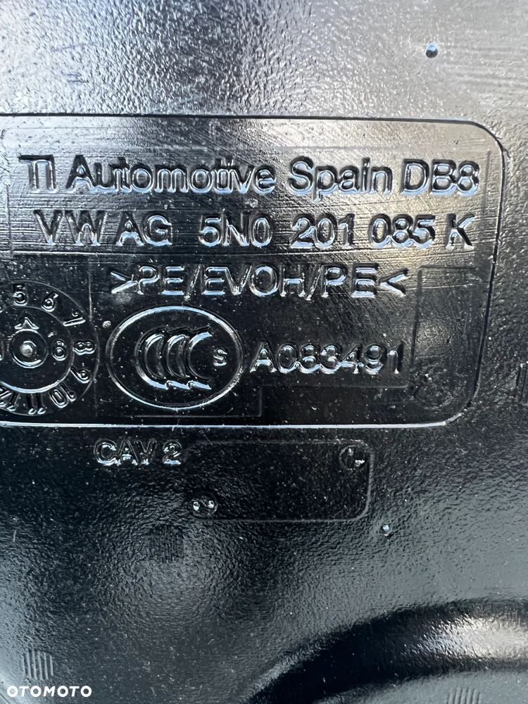 ZBIORNIK BAK PALIWA POMPY VW VOLKSWAGEN TIGUAN 5N AUDI Q3 2.0 TDI 5N0201085 KOMPLETNY - 8