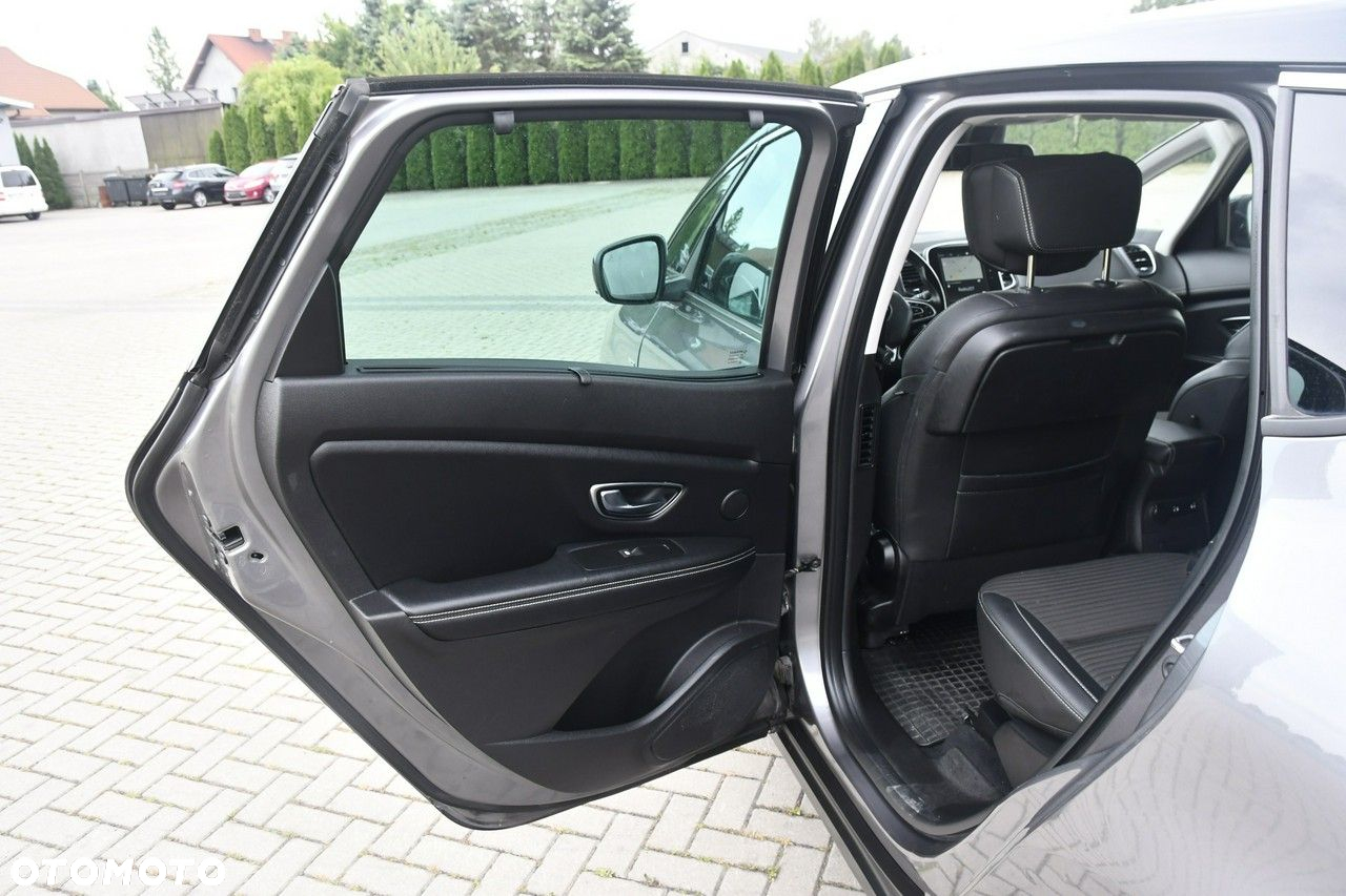 Renault Scenic - 20