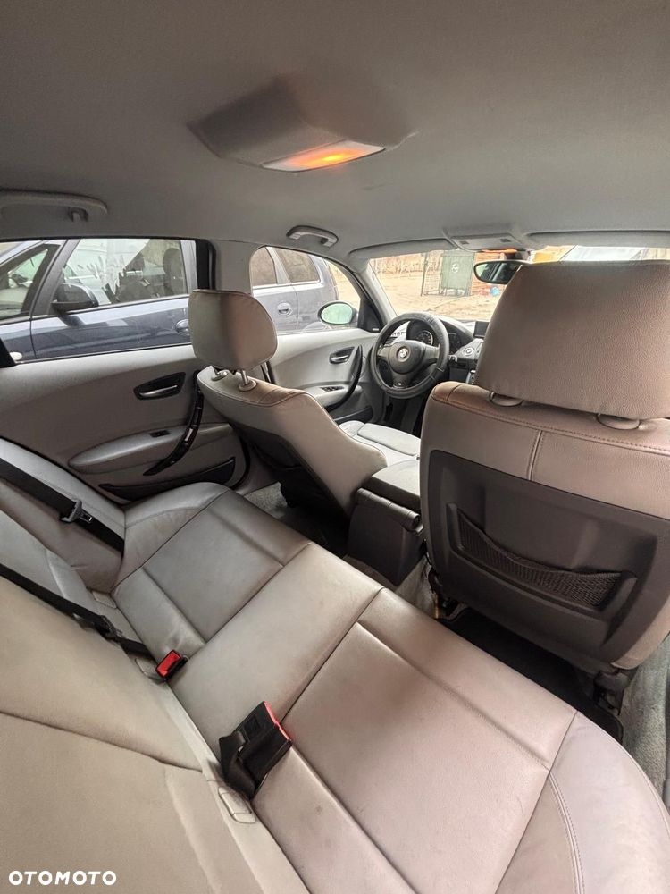 BMW Seria 1 120d - 6