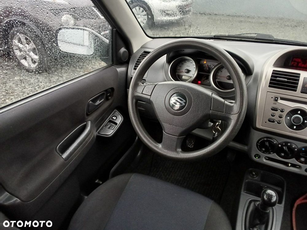 Suzuki Ignis - 11