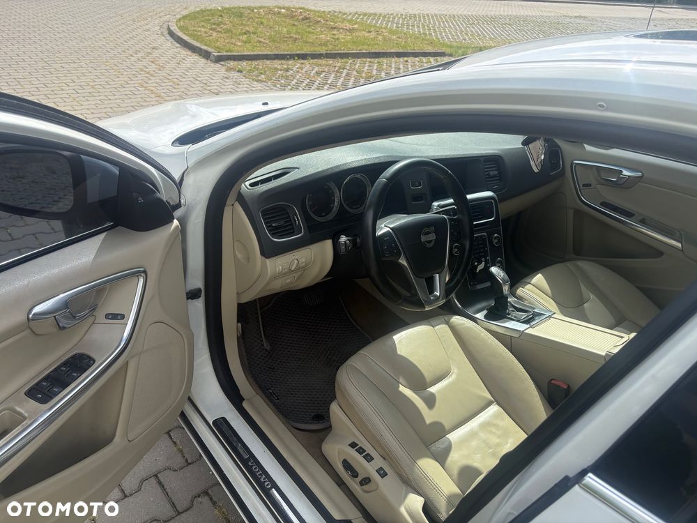 Volvo S60 2.5 T5 - 11