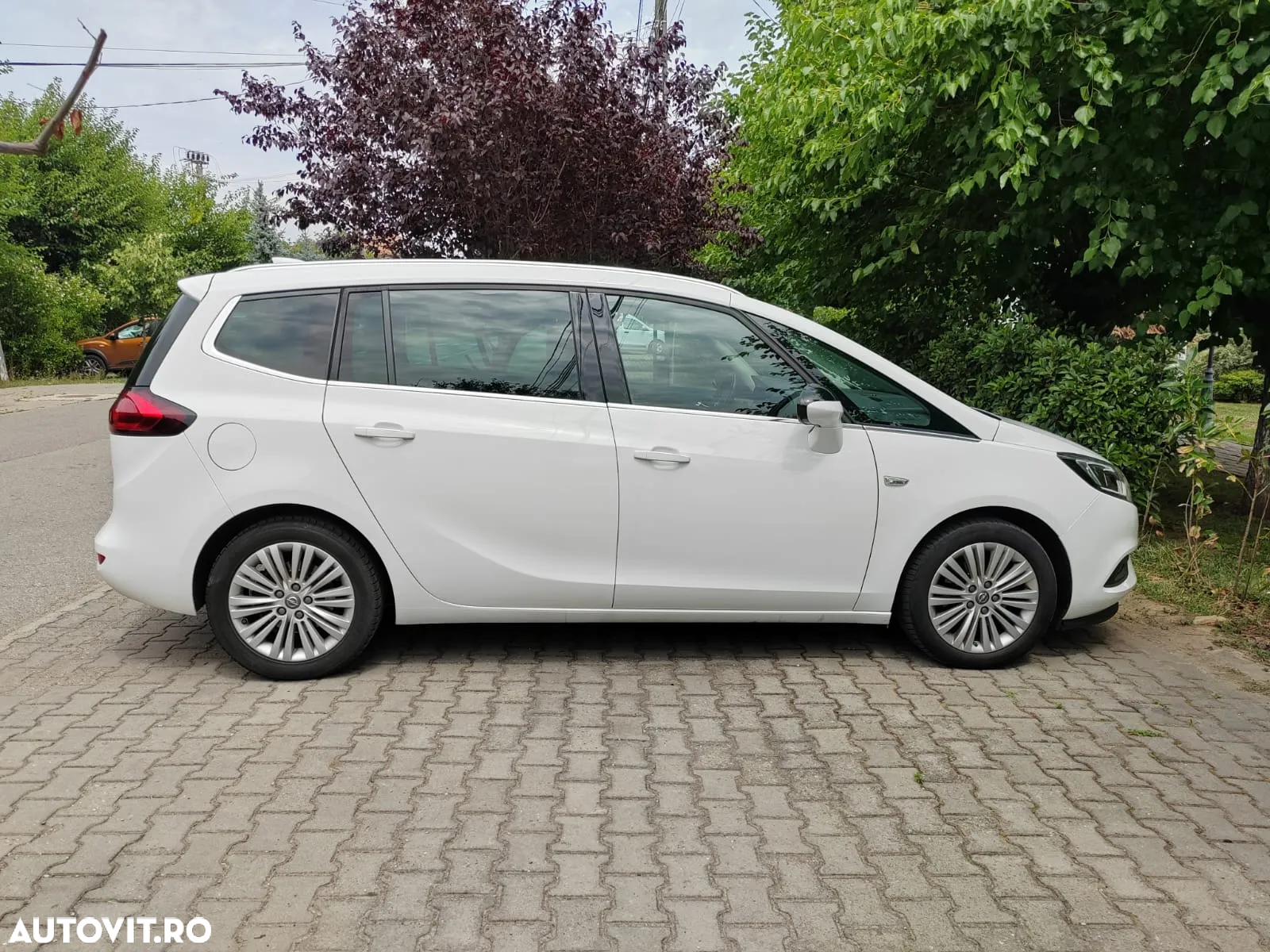 Opel Zafira - 4
