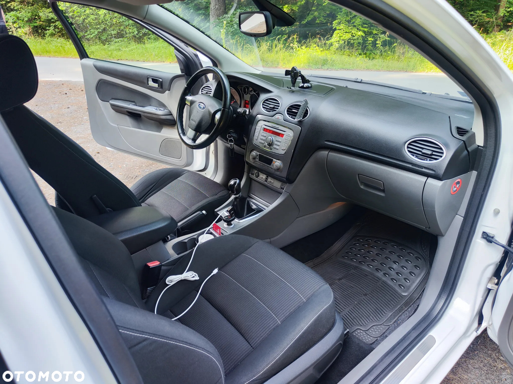 Ford Focus - 22