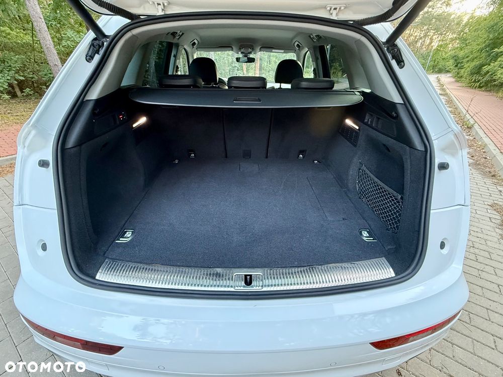 Audi Q5 55 TFSIe quattro S tronic S line business - 8