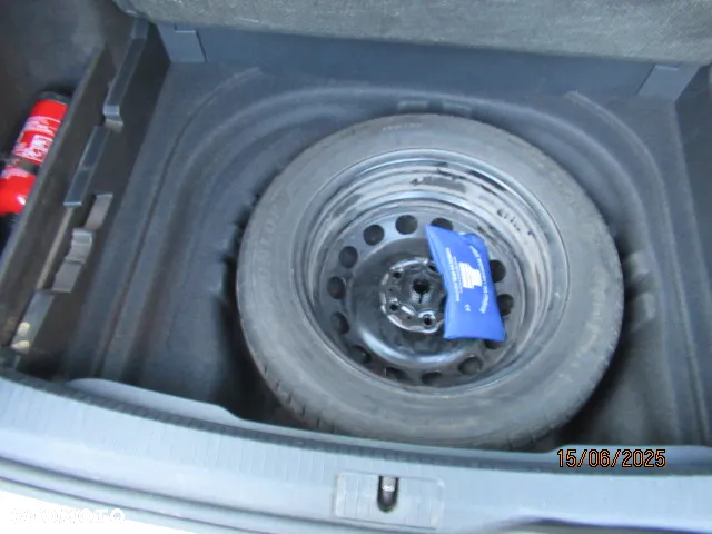 Volkswagen Golf VII 1.6 TDI BMT Comfortline - 13