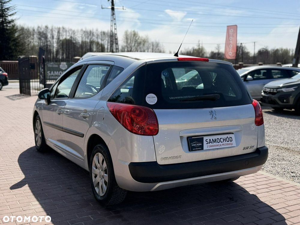 Peugeot 207 1.4 Trendy - 10