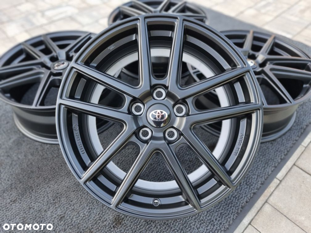 Toyota RAV 4 18 " Felgi aluminiowe 5x114,3 RAV4 Corolla Cross C-HR II - 2