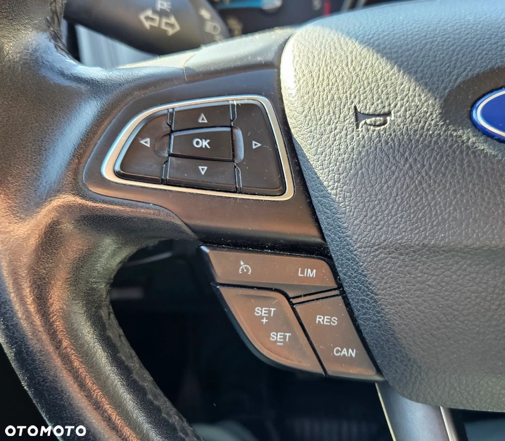 Ford Focus 1.5 TDCi SYNC Edition - 15