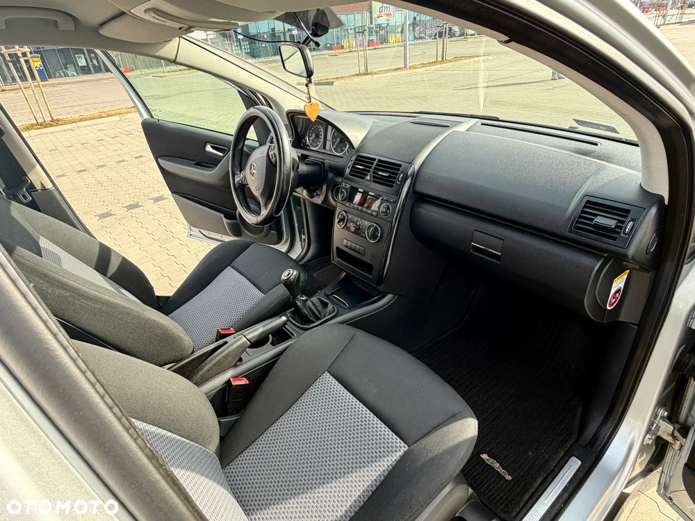 Mercedes-Benz Klasa A 170 Classic - 18