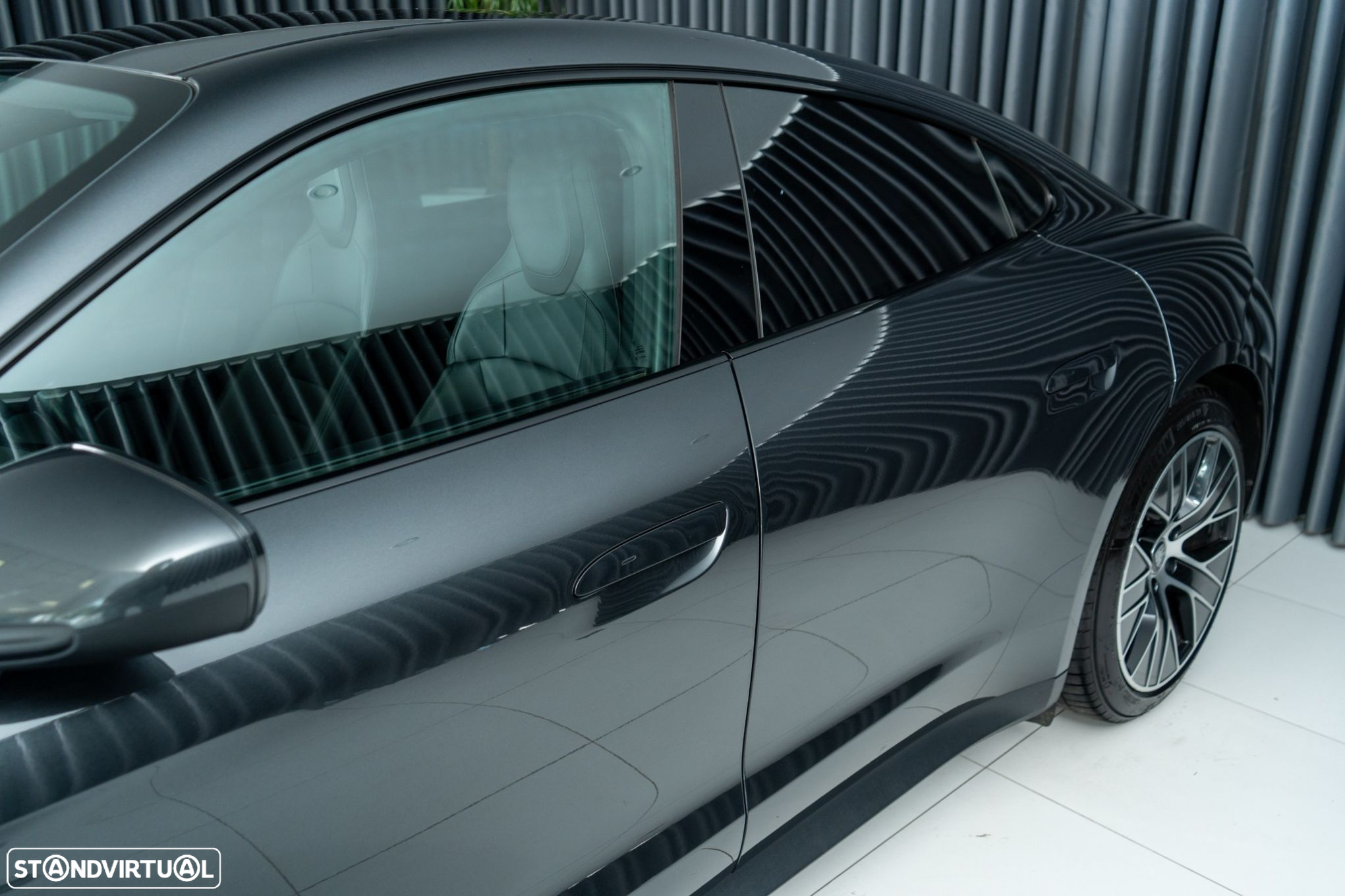 Porsche Taycan 4S - 9