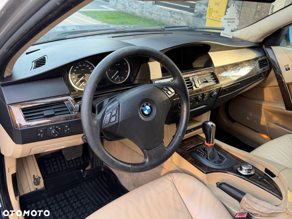 BMW Seria 5 - 23