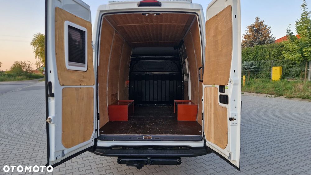 Iveco DAILY 35C13 Klima Elektryka Tempomat Na Bliźniaku Furgon 3os. Hak Serwis - 16