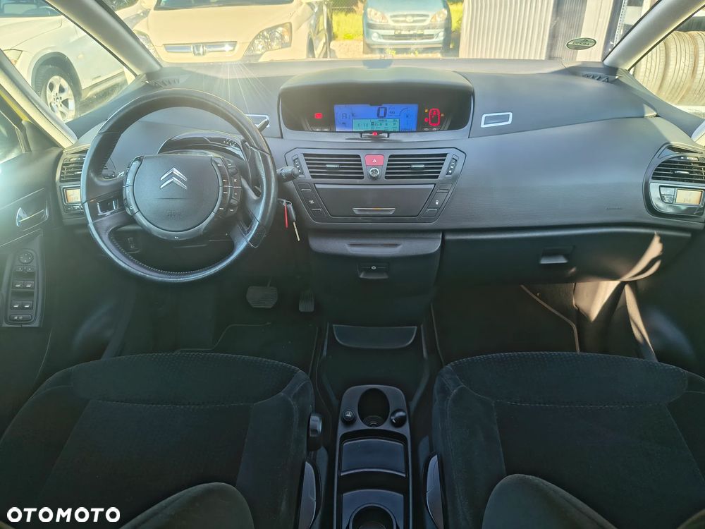 Citroën C4 Grand Picasso 2.0 16V 7-Sitzer EGS6 Exclusive - 23