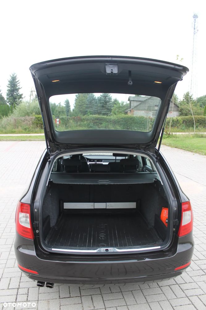 Skoda Superb 2.0 TDI Active - 13