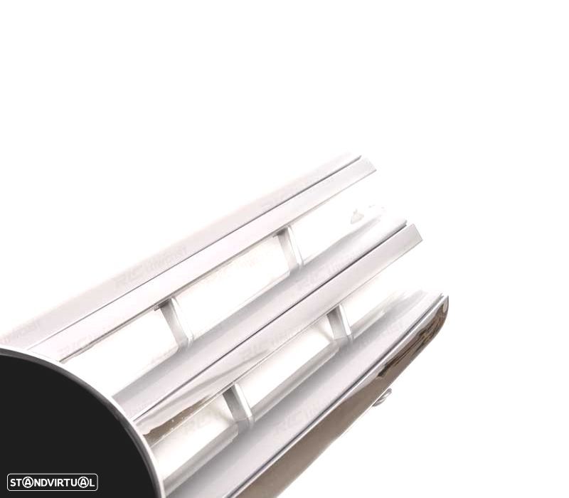 GRELHA FRONTAL SPORT MERCEDES C W203 COUPE 00-04 PRATA CROMADO - 2