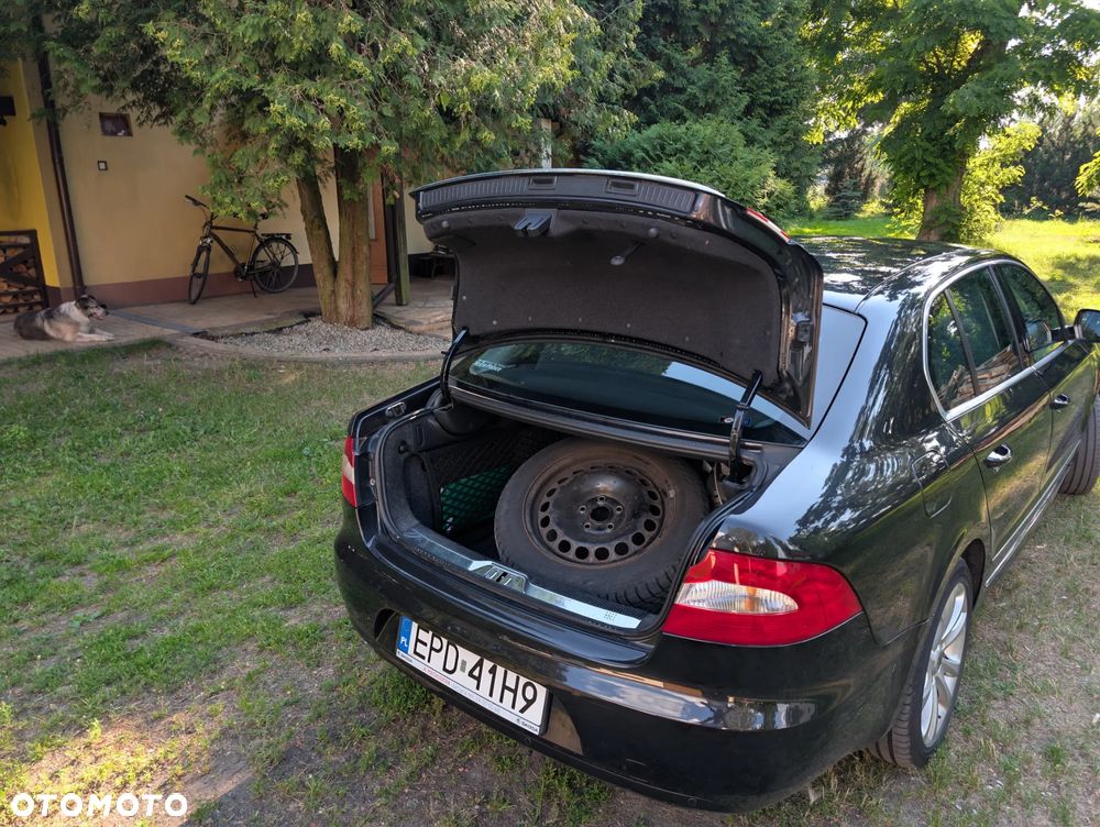 Skoda Superb 2.0 TDI Comfort DSG - 7