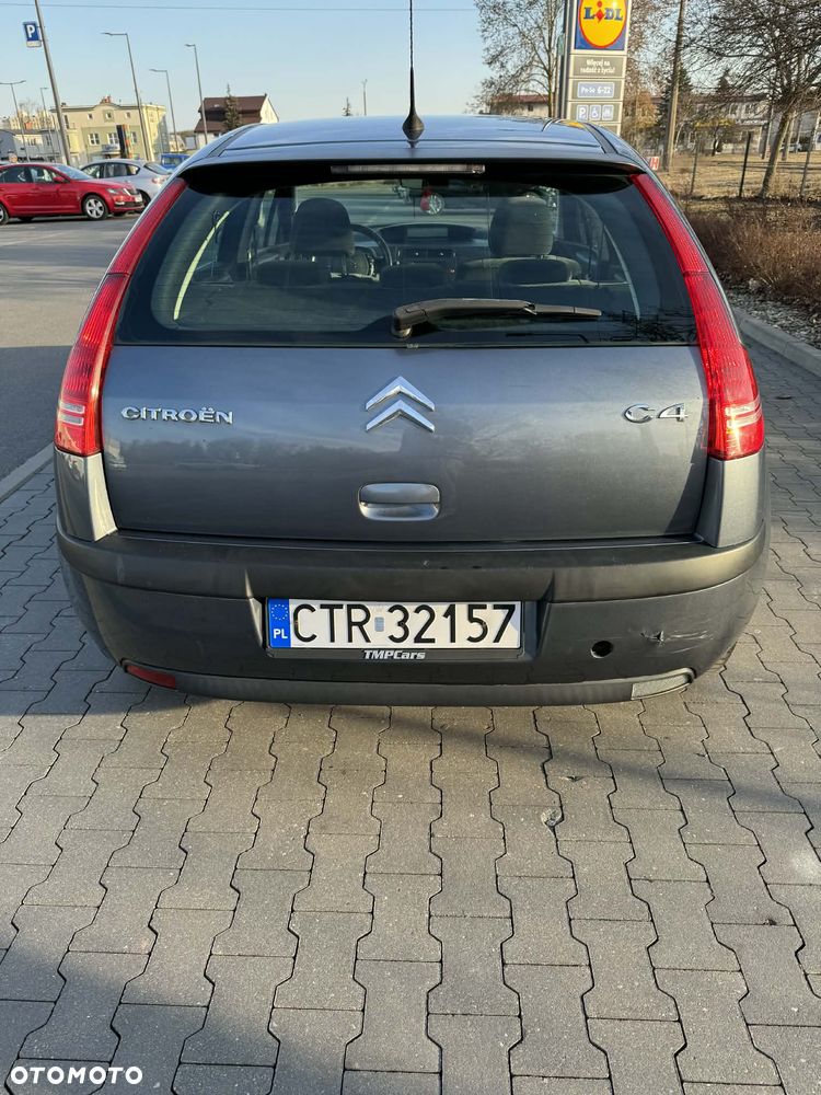 Citroën C4 1.6 HDi FAP Confort - 4