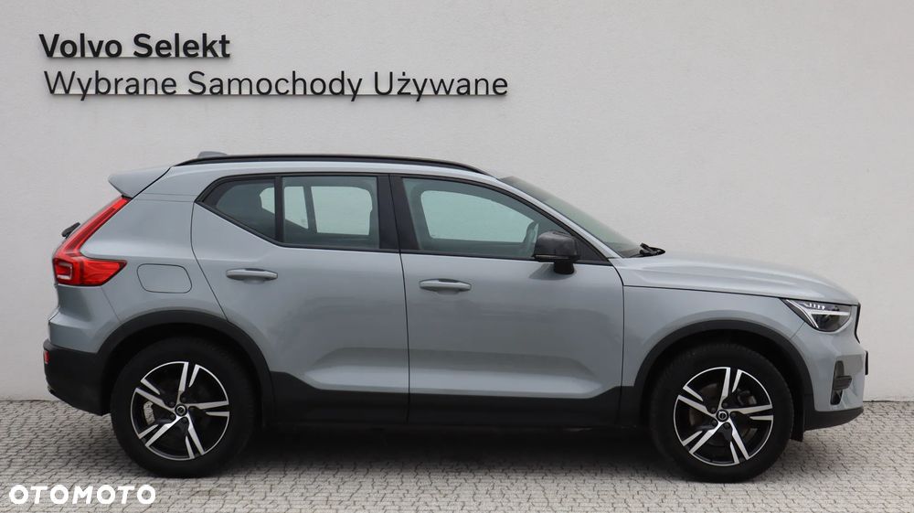 Volvo XC 40 B3 Plus Dark - 8