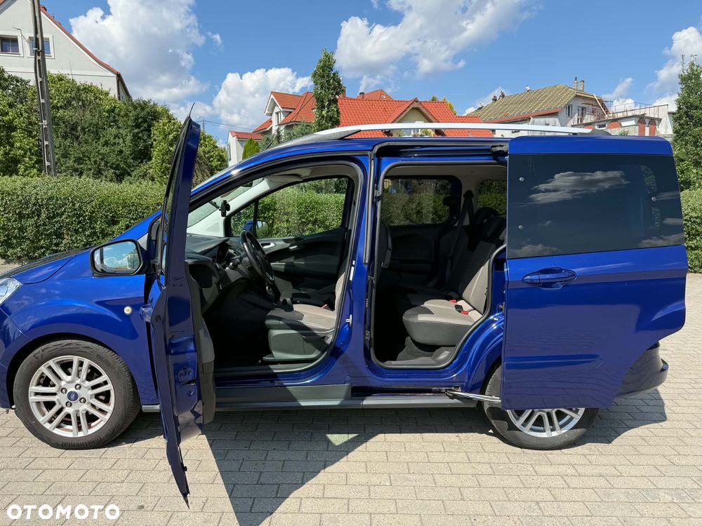 Ford Tourneo Courier - 5