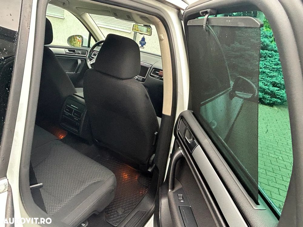 Volkswagen Touareg 3.0 V6 TDI BMT - 17